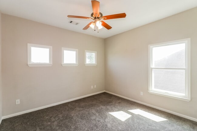 Building Photo - 10210 Jessalyn Lane