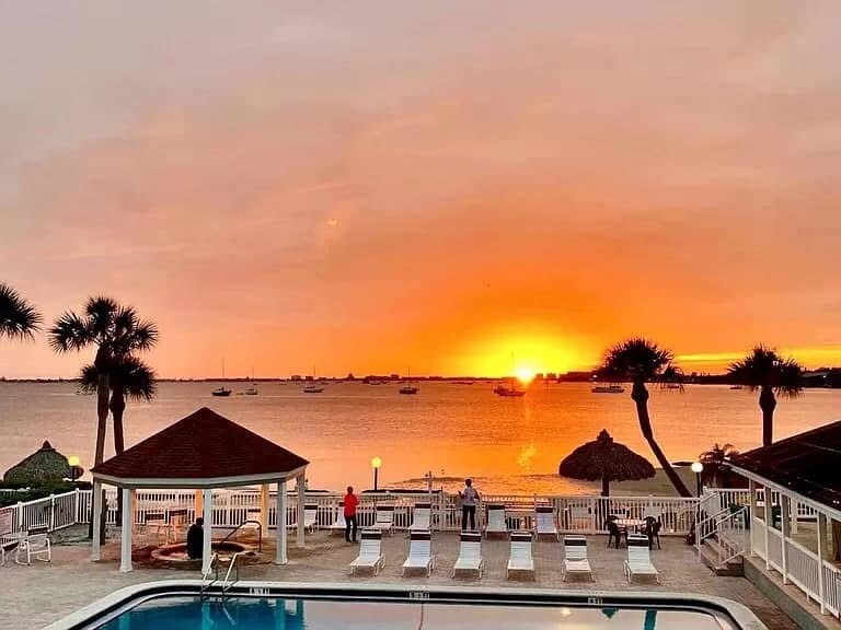 Breathtaking Subnsets! - 4190 35th Ter S