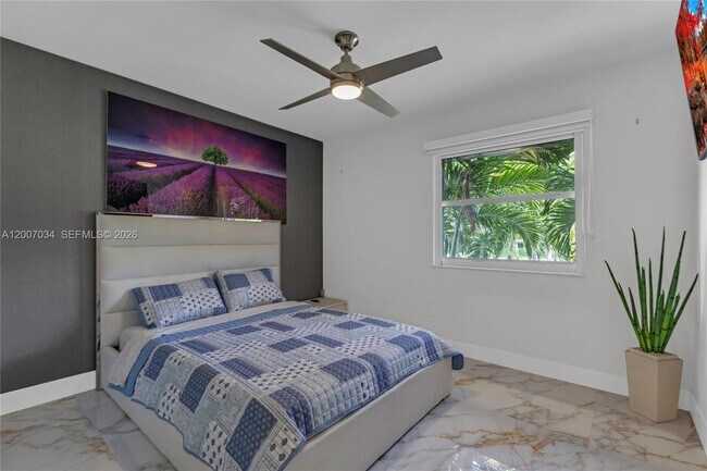 Building Photo - 13540 SW 98th Ct