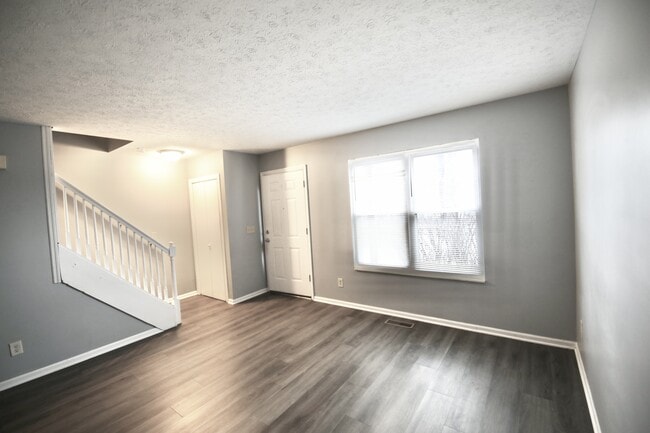 Building Photo - 2297 Ayers Dr