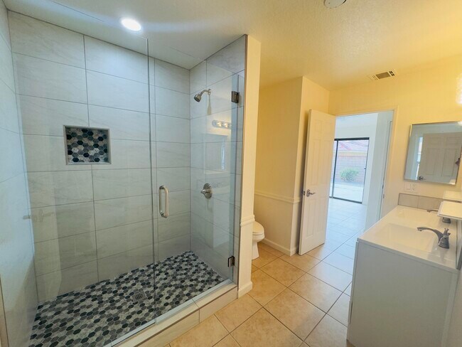 Building Photo - 3282 N Mica Dr
