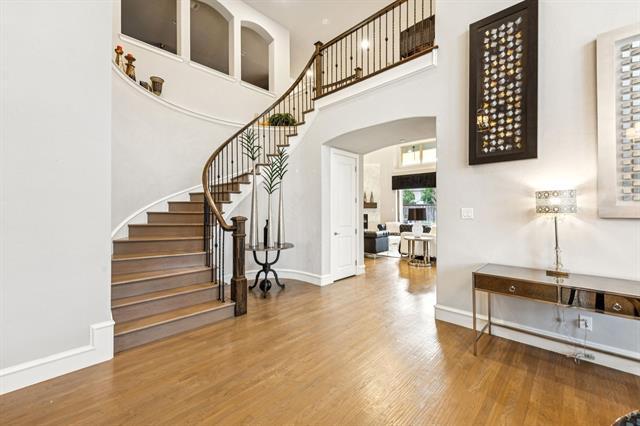 Building Photo - 920 Rhone Ln