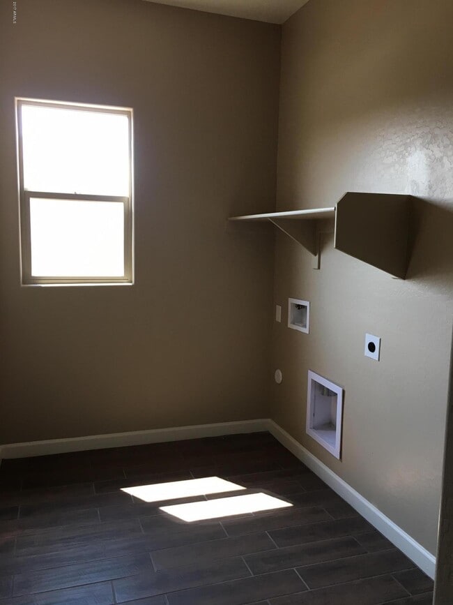 Building Photo - 20290 N Codey Cir