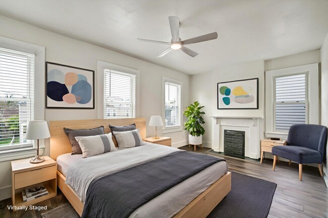 Building Photo - Where Vintage Vibes Meet Modern Mojo—Rent This Rare Historic 4BR/2BA Duplex in Norfolk’s Park Place