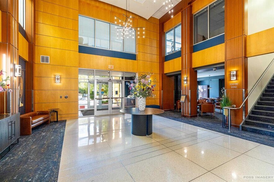 Main Lobby - 625 N Segoe Rd