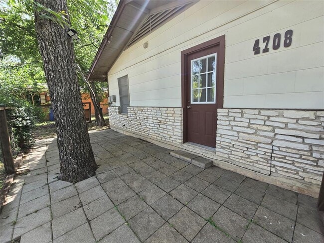 Building Photo - 4708 Red River St