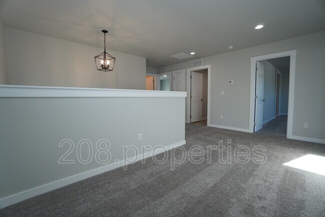 Building Photo - 1218 W Bass River Dr