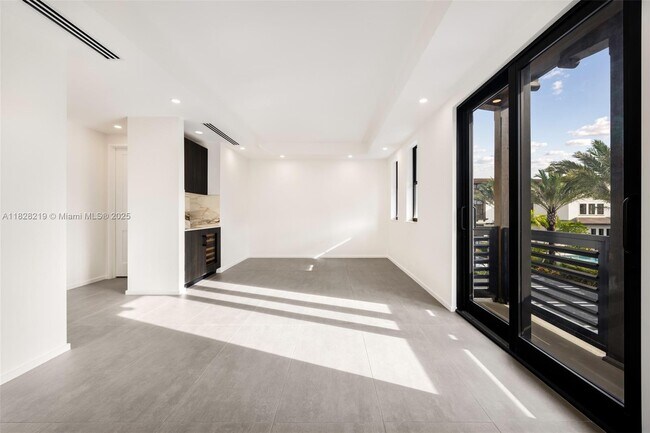 Building Photo - 7510 SW 100th St