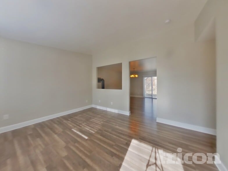 Building Photo - 9970 Brightridge Dr