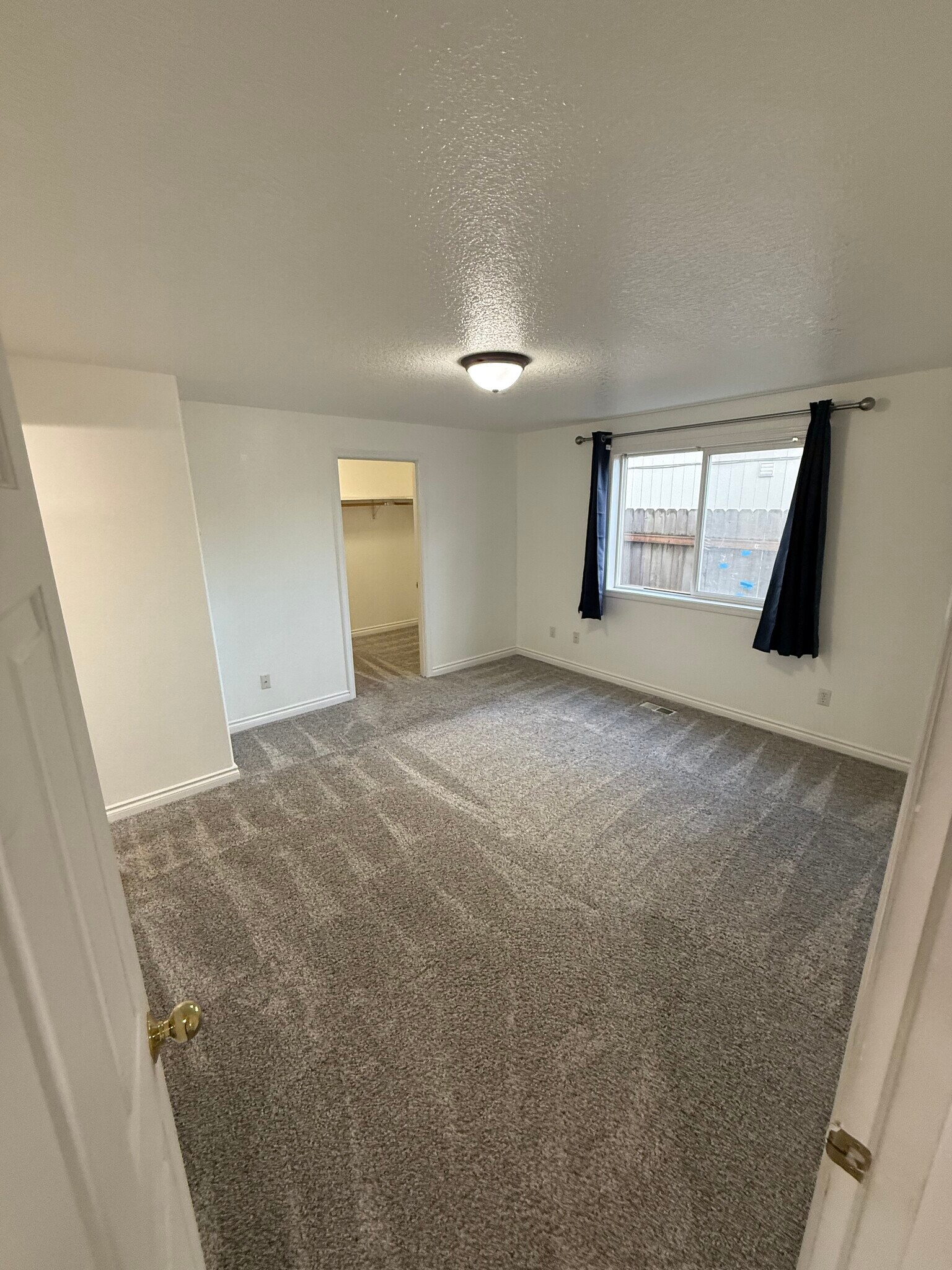 Building Photo - 13001 NE 89th St