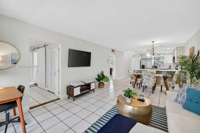 Building Photo - 1541 S Ocean Blvd