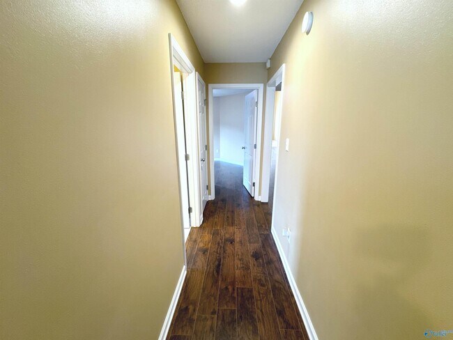 Building Photo - 117 Bremerton Dr SW