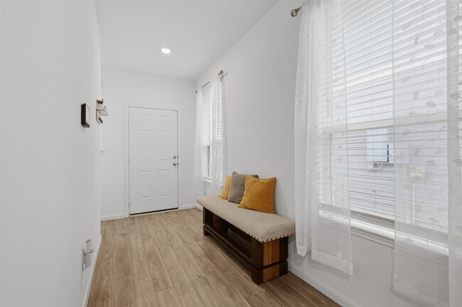 Building Photo - 24042 Hay Needle Ln