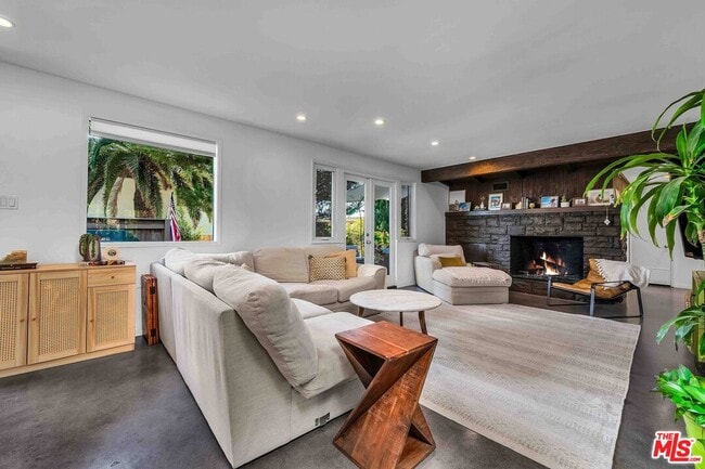 Building Photo - 3436 S Centinela Ave