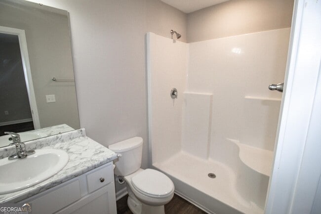 Building Photo - 201 Evans Ter