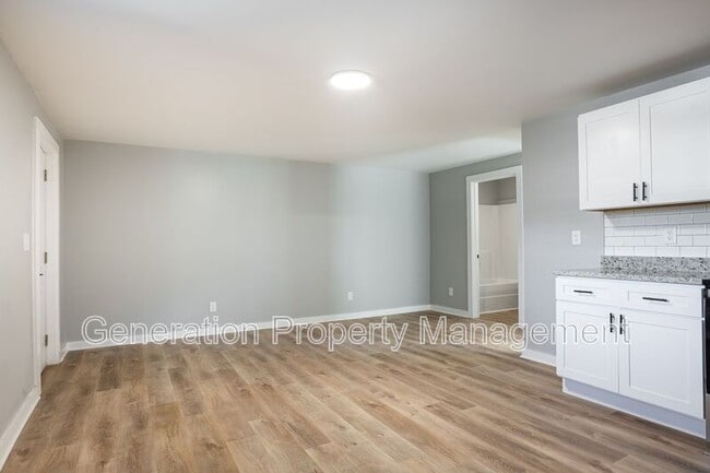 Building Photo - 650 4th St NE