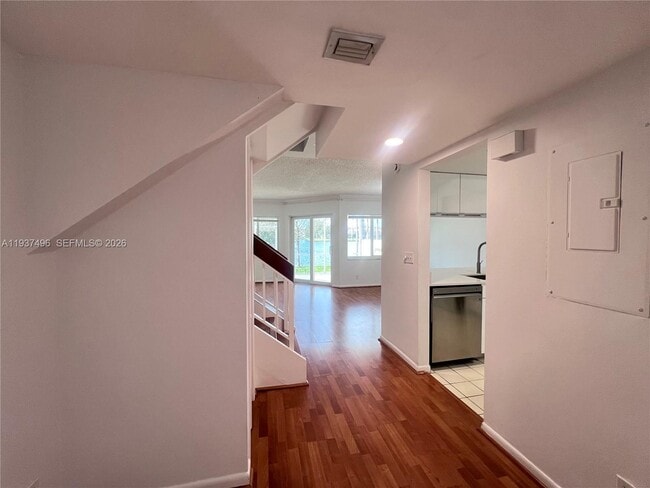 Building Photo - 7852 NW 7th Ct