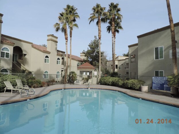 Building Photo - 3145 E Flamingo Rd