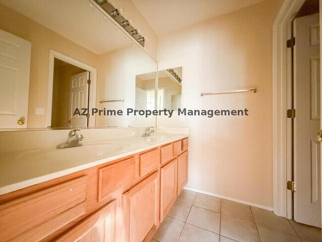 Building Photo - 6874 W Blackhawk Dr