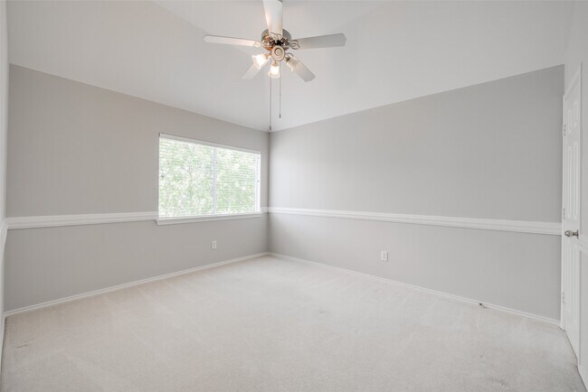 Building Photo - 12414 N Shadow Cove Dr