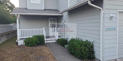 Building Photo - Check Out This Adorable 3 Bedroom, 2.5 Bath TownHome!