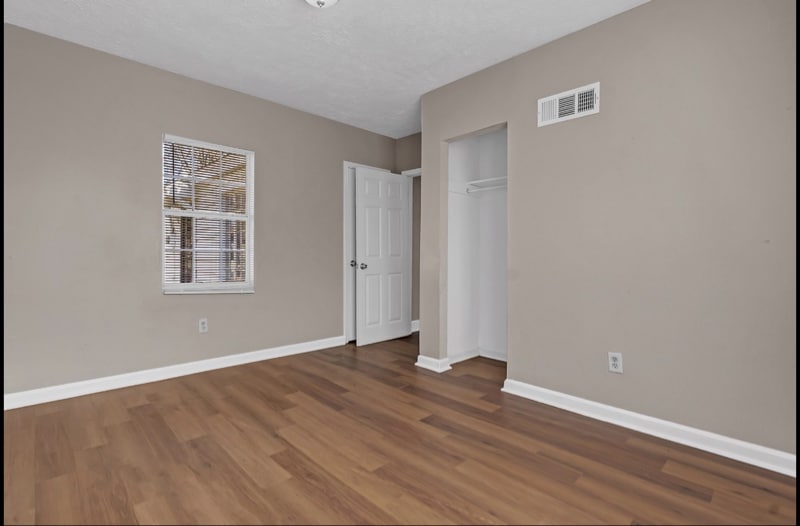 Building Photo - 3129 Hillis St