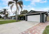 Building Photo - 12756 Illinois Woods Ln