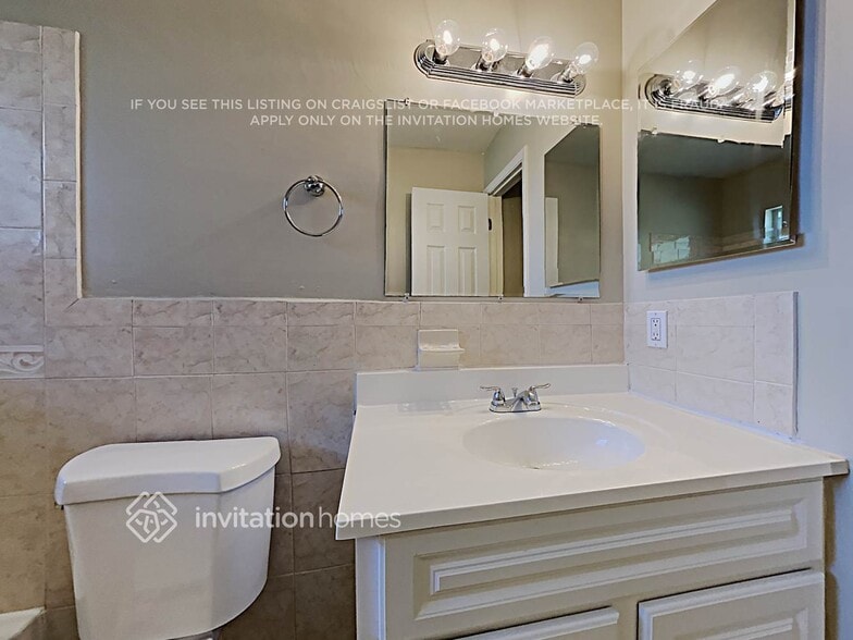 Building Photo - 6877 Jackman Blvd