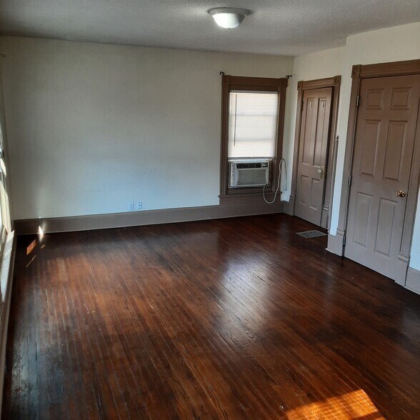 Bedroom #1 - 1512 S 6th St