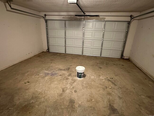Building Photo - 14025 Cottontail Ln