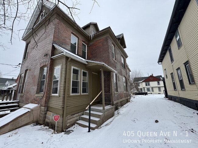 Building Photo - 405 N Queen Ave