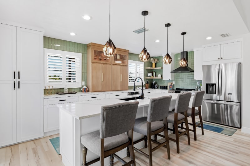 Building Photo - 17729 1st St E