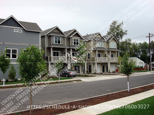 Building Photo - 13719 SW Hazel St