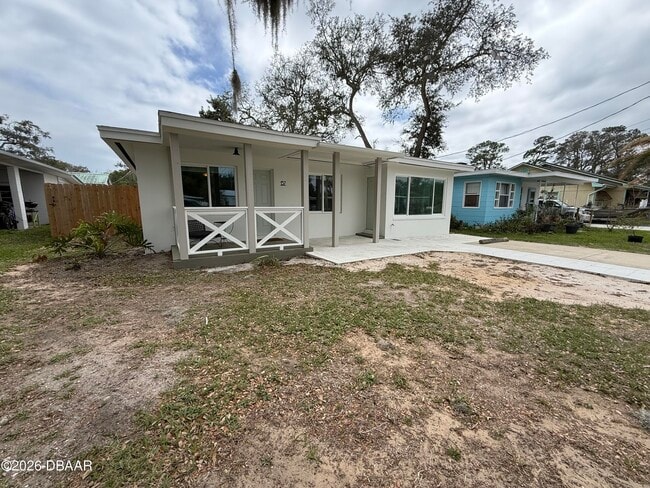 Building Photo - 157 15th St