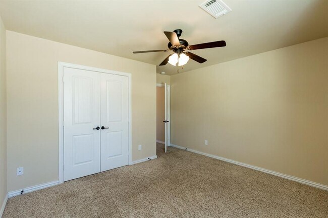 Building Photo - 1208 Bayfield Dr