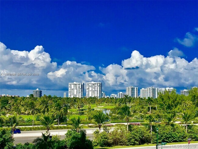 Building Photo - 3300 NE 192 St