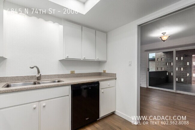 Building Photo - 4845 N 74th St