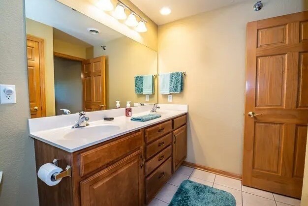 Building Photo - 2820 55th Ave