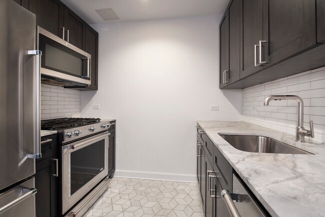Interior Photo - 21 West End Ave
