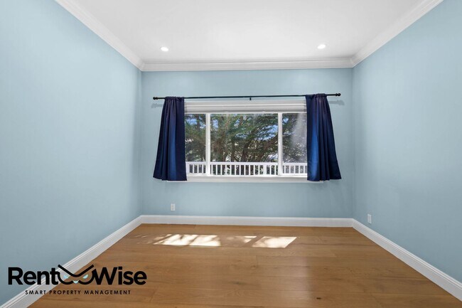 Building Photo - 74 Farview Ct