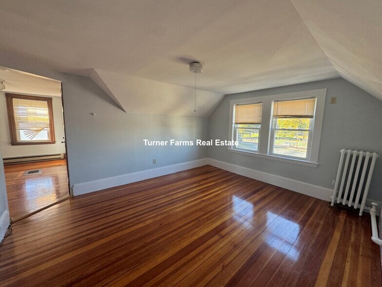 Building Photo - 48 Summer St