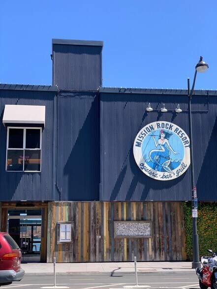 Building Photo - 616 20th St