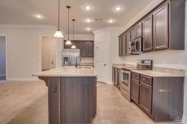 Building Photo - 4865 Spears St