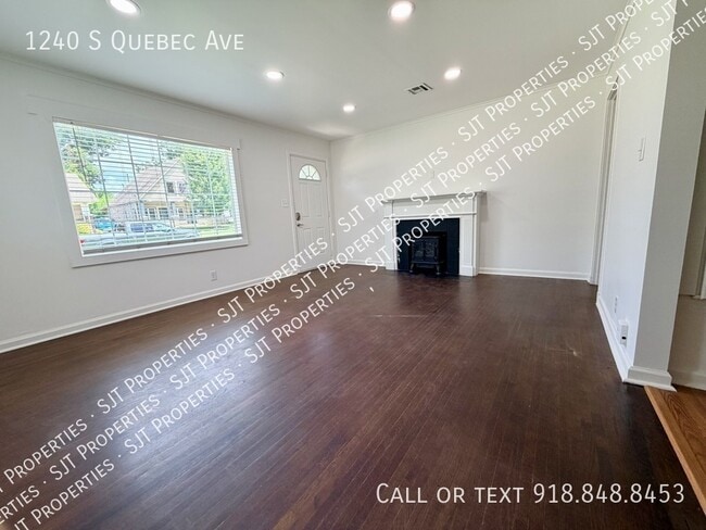 Building Photo - 1240 S Quebec Ave