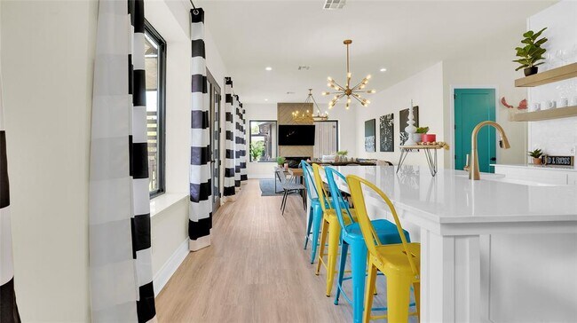 Building Photo - 7542 Big Buck Ln