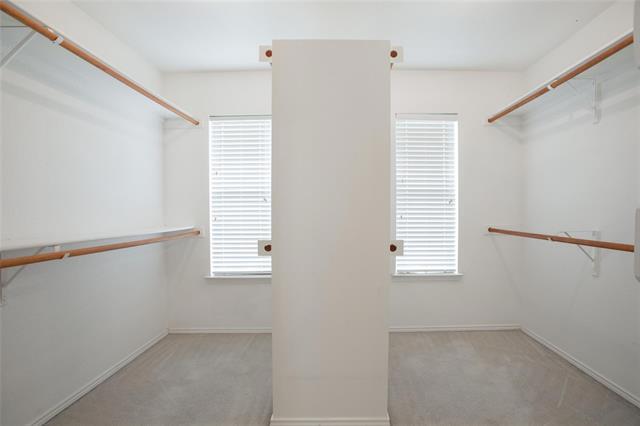 Building Photo - 9305 Amber Downs Dr