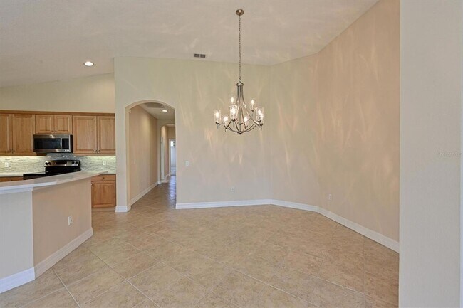 Building Photo - 9435 Discovery Terrace