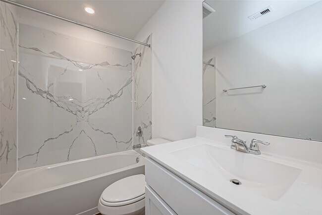 Building Photo - 2943 Sycamore Run Ln