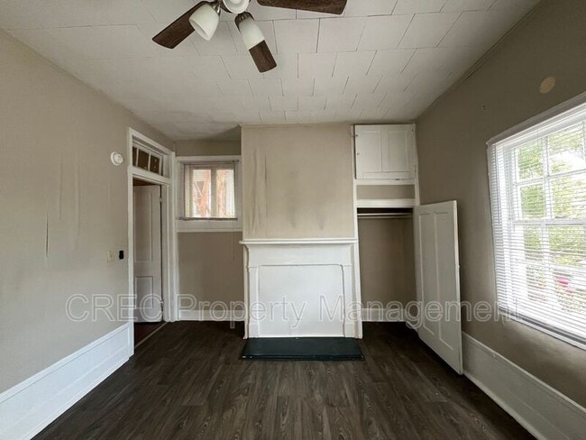 Building Photo - 3 Franklin St