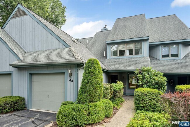 Building Photo - 43 Forsgate Ct